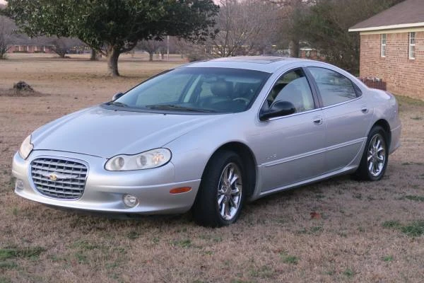 2000 Chrysler - Image 9 of 12