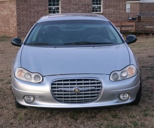 2000 Chrysler - Image 8 of 12
