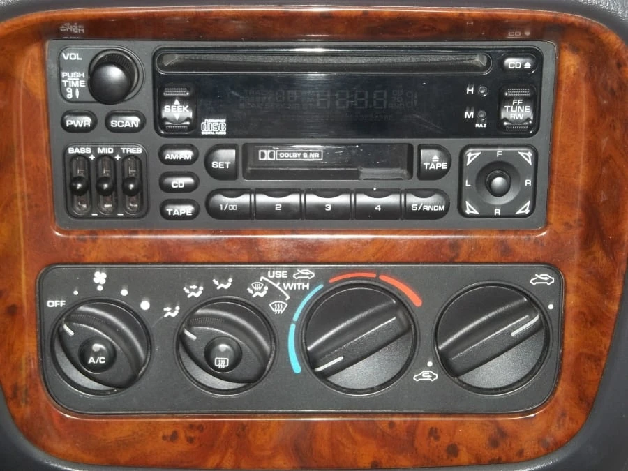 2000 Chrysler Sebring - Image 8 of 11