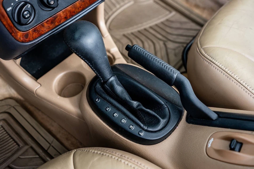 2000 Chrysler Sebring - Image 20 of 21