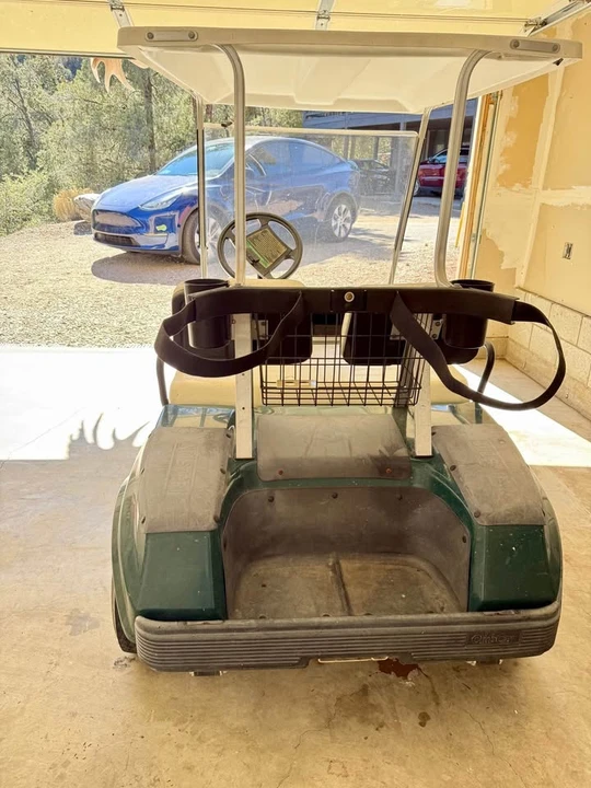 2000 Parts & Memorabilia Golf Carts - Image 4 of 5