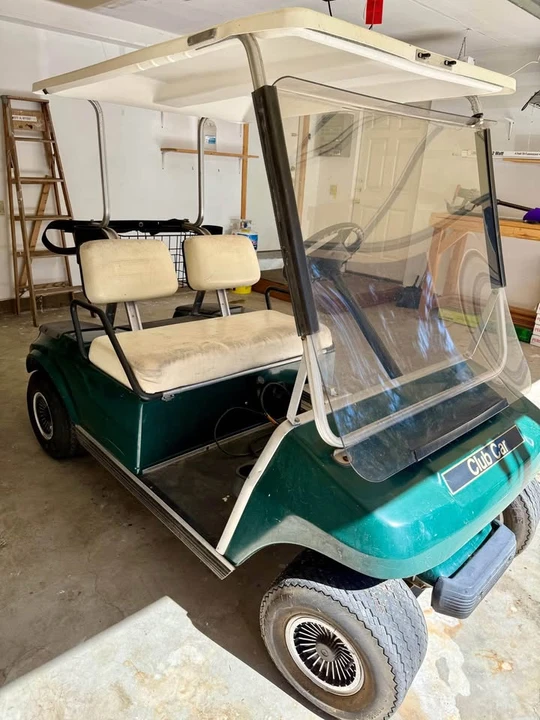 2000 Parts & Memorabilia Golf Carts - Image 2 of 5