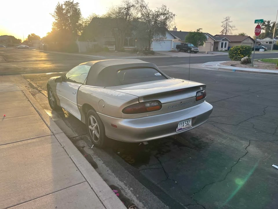 2000 Chevrolet Camaro 4th Gen - Image 2 of 4