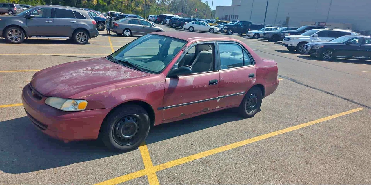 2000 Toyota Corolla 8th Gen - Image 1 of 7