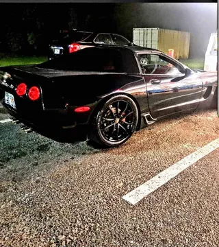 2000 Chevrolet Corvette C5 - Image 2 of 10