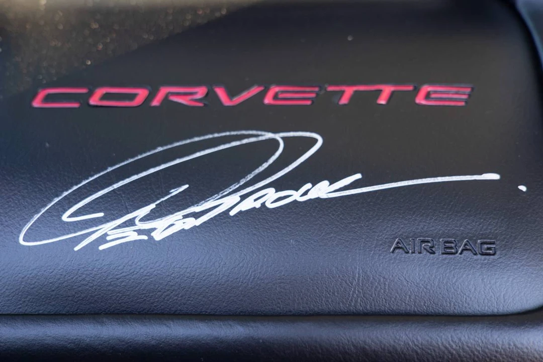 2000 Chevrolet Corvette C5 - Image 10 of 14