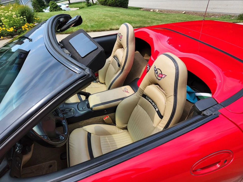 2000 Chevrolet Corvette C5 - Image 7 of 11