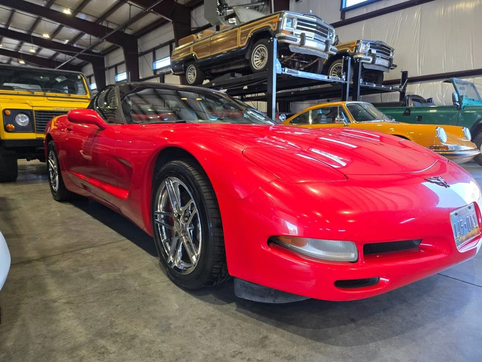 2000 Chevrolet Corvette C5 - Image 2 of 9