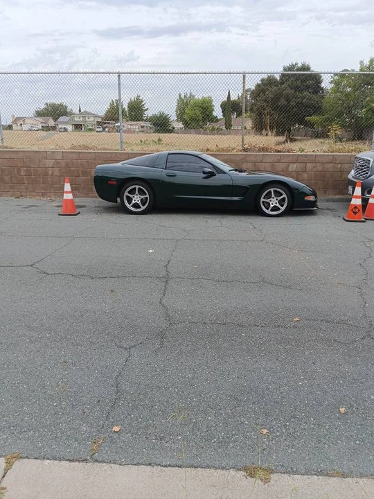 2000 Chevrolet Corvette C5 - Image 4 of 15