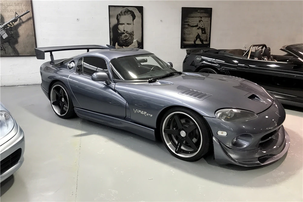 2000 Dodge Viper GTS 2nd Gen - Image 2 of 5