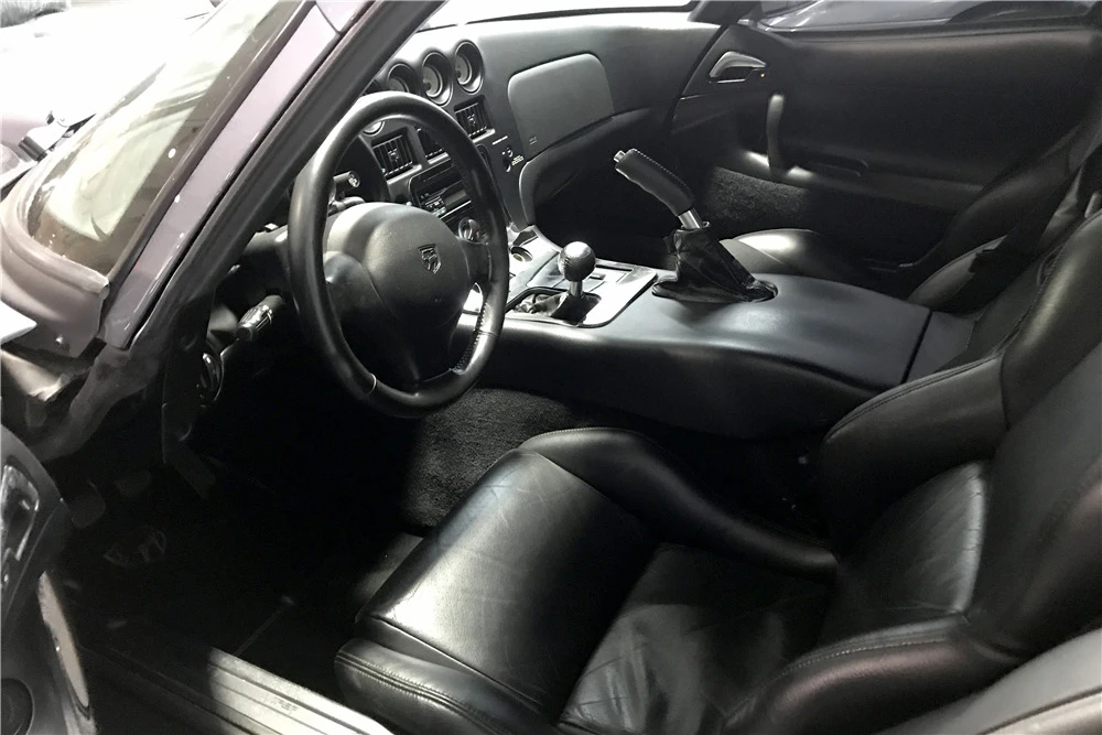 2000 Dodge Viper GTS 2nd Gen - Image 4 of 5
