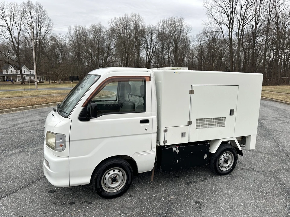2000 Daihatsu Hijet - Image 2 of 31