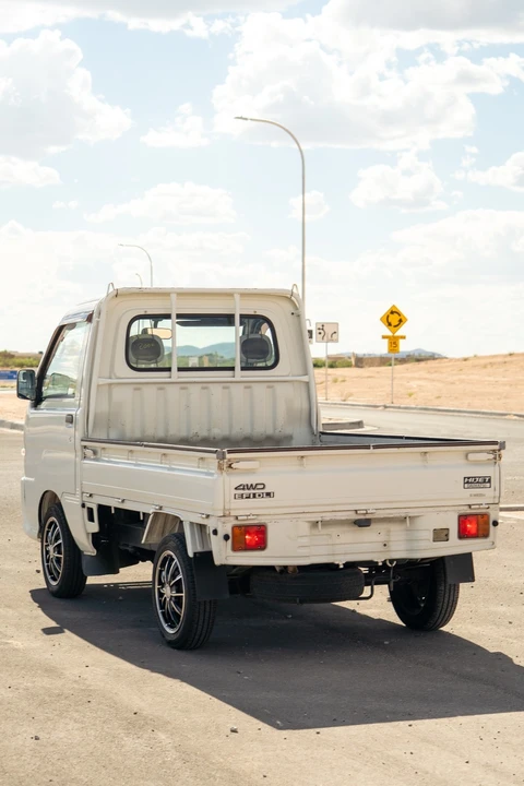 2000 Daihatsu Hijet - Image 5 of 13