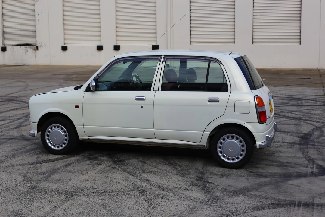 2000 Daihatsu Mira - Image 15 of 21