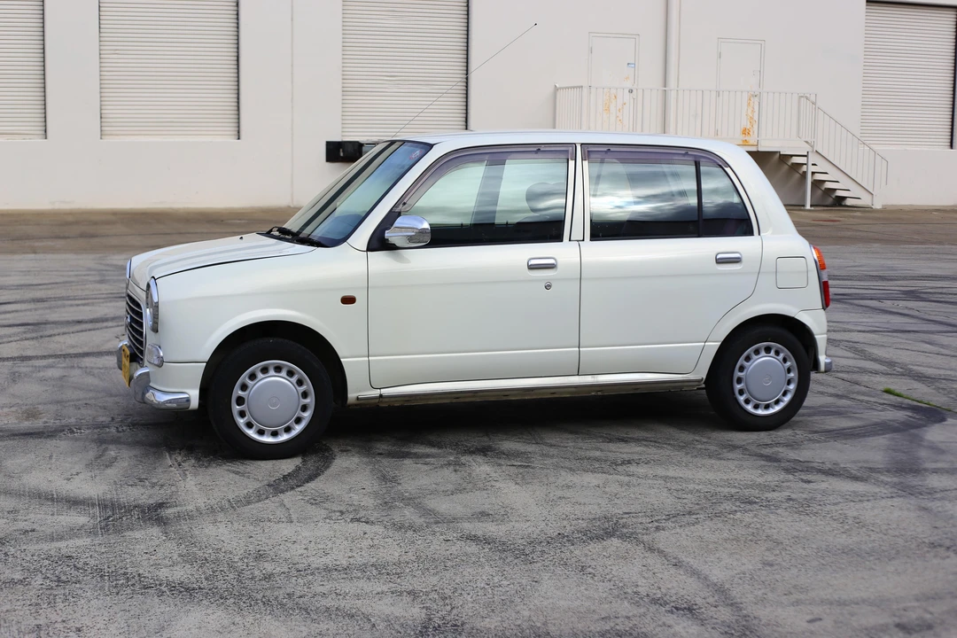 2000 Daihatsu Mira - Image 12 of 21