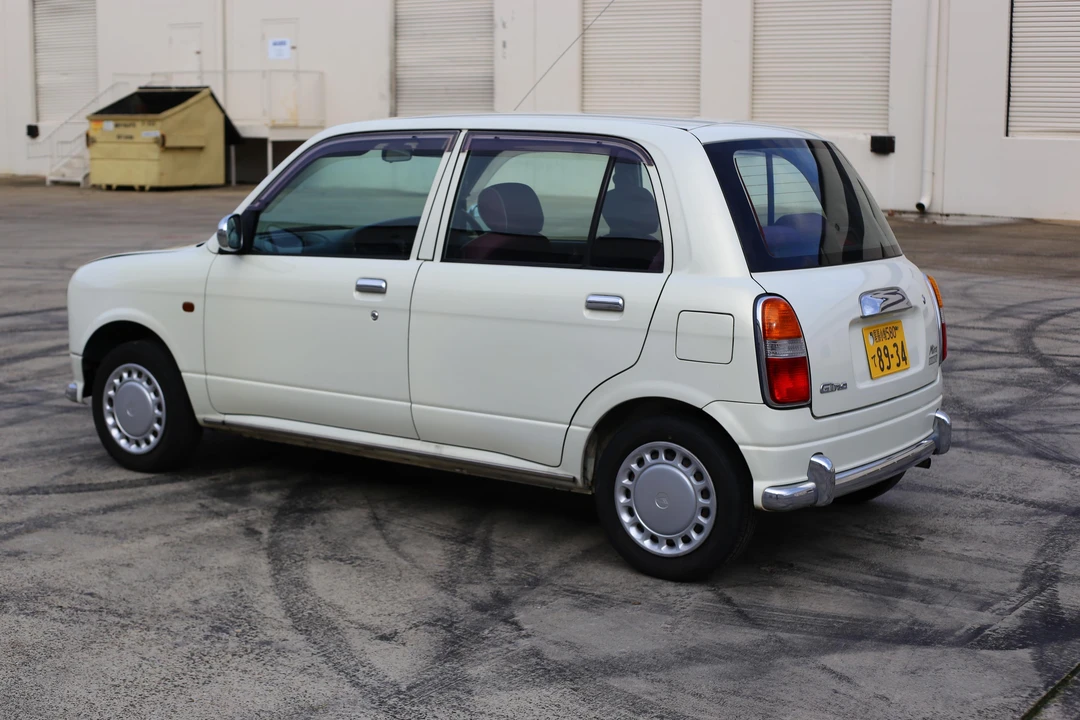 2000 Daihatsu Mira - Image 17 of 21