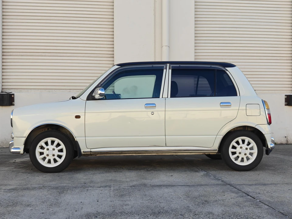 2000 Daihatsu Mira - Image 10 of 31