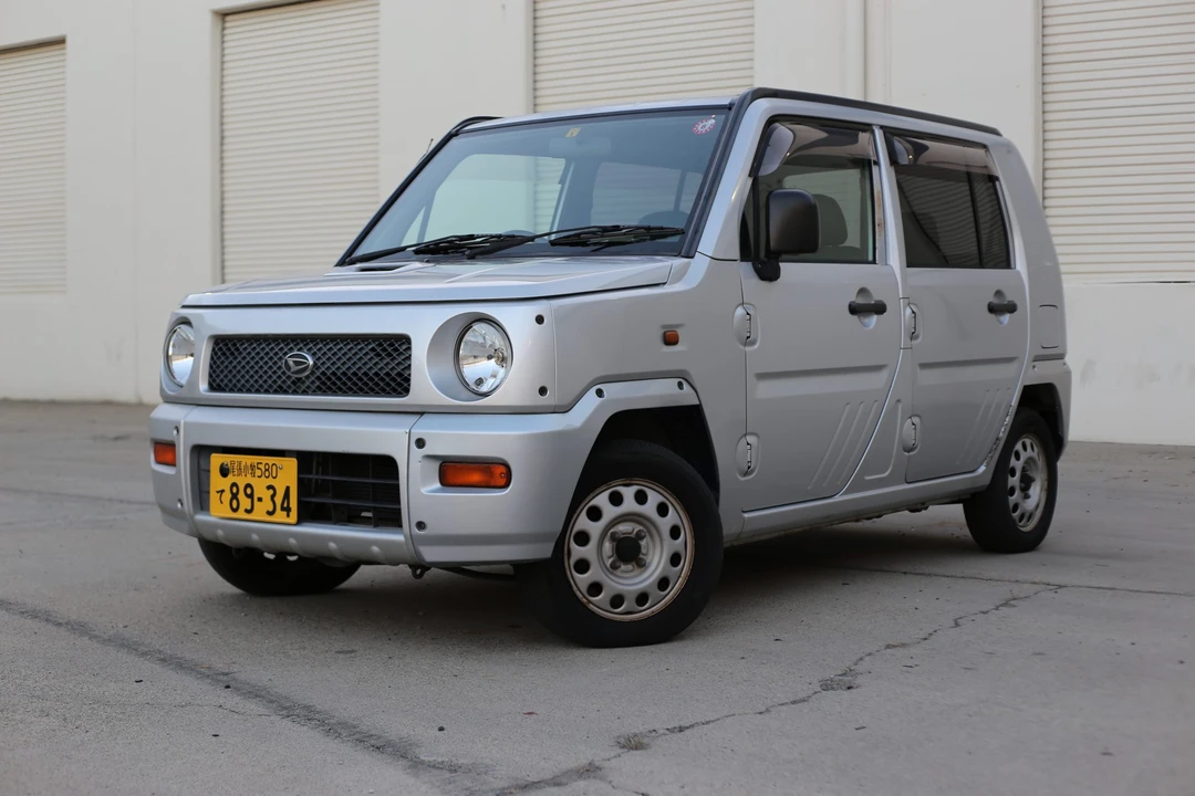 2000 Daihatsu Mira - Image 8 of 31
