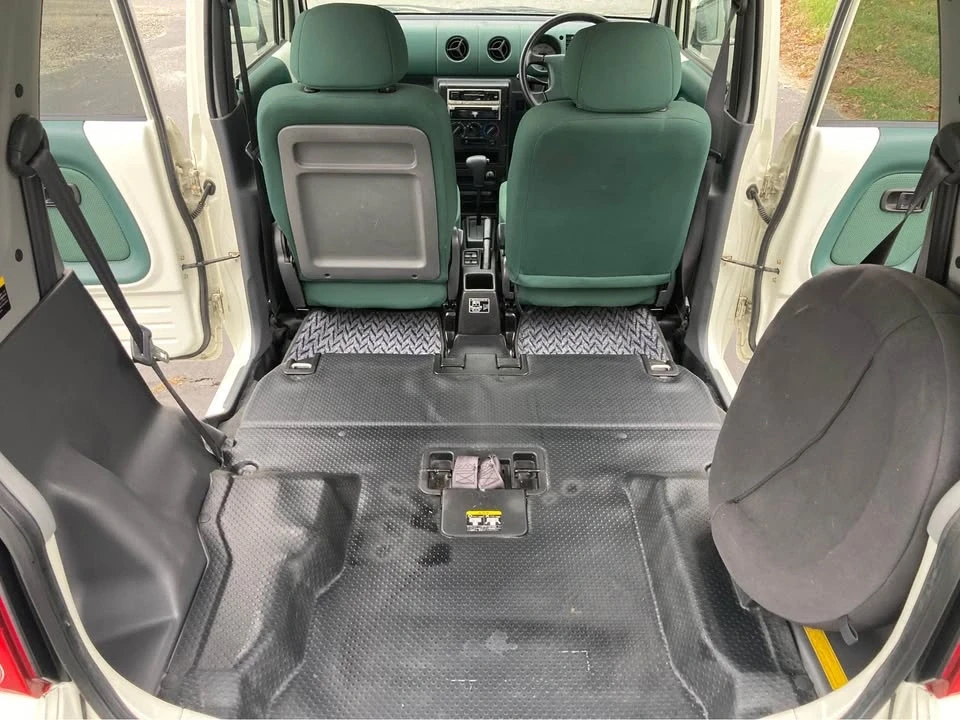 2000 Daihatsu - Image 13 of 20