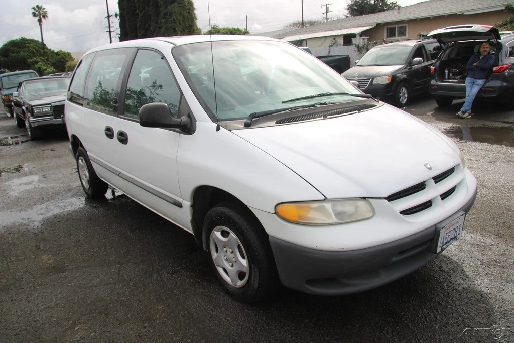 2000 Dodge Caravan - Image 7 of 21