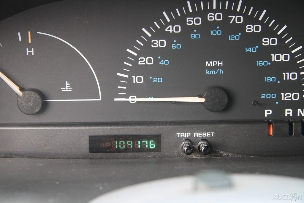 2000 Dodge Caravan - Image 13 of 21