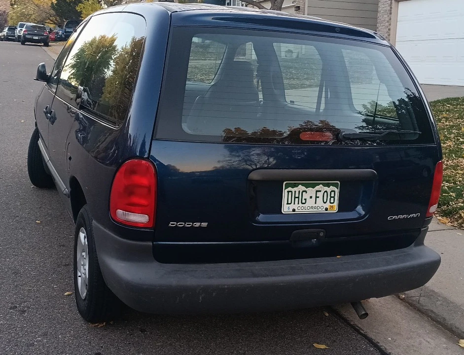 2000 Dodge Caravan - Image 4 of 12