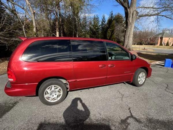 2000 Dodge Caravan - Image 9 of 14