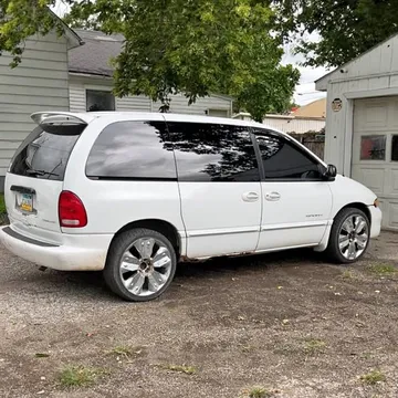 2000 Dodge Caravan Sport Minivan 4D