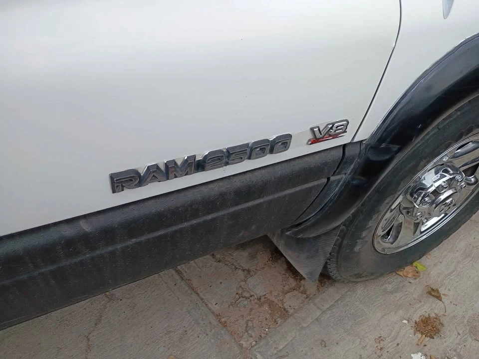 2000 Dodge D Series - Image 3 of 10