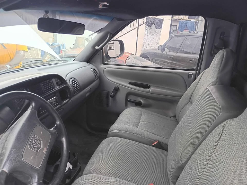 2000 Dodge D Series - Image 9 of 10