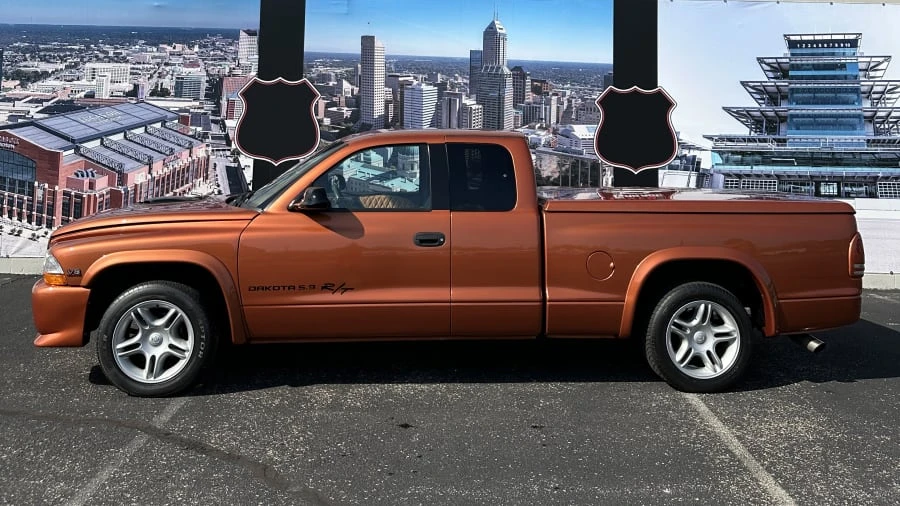 2000 Dodge Dakota 2nd Gen - Image 2 of 6