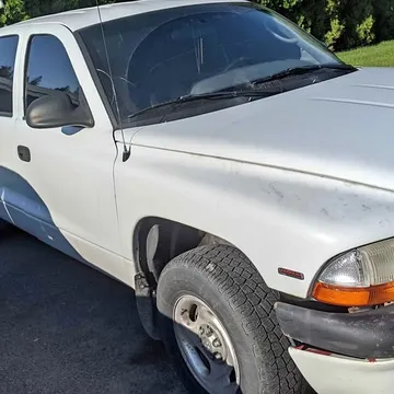 2000 Dodge Dakota SLT Pickup 4D 5 ft