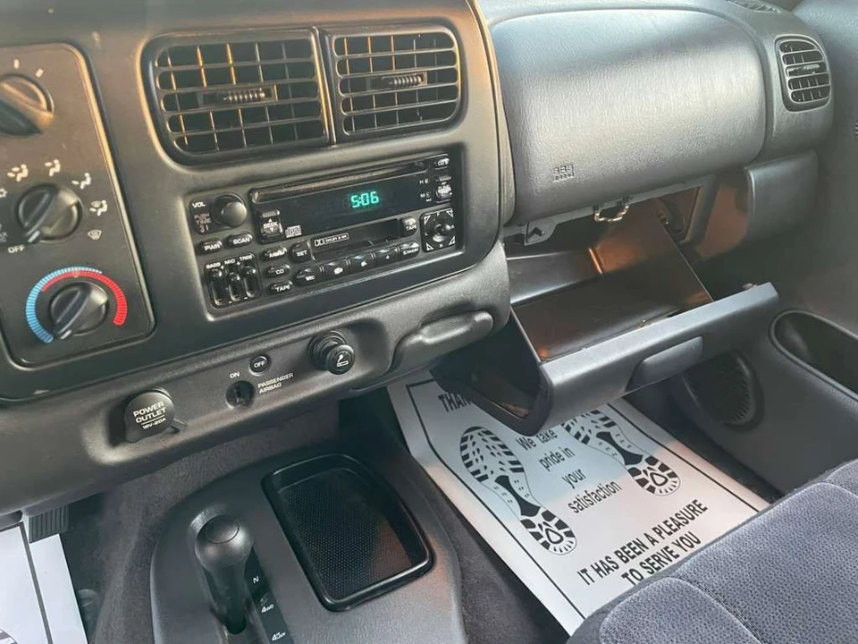 2000 Dodge Dakota 2nd Gen - Image 12 of 17