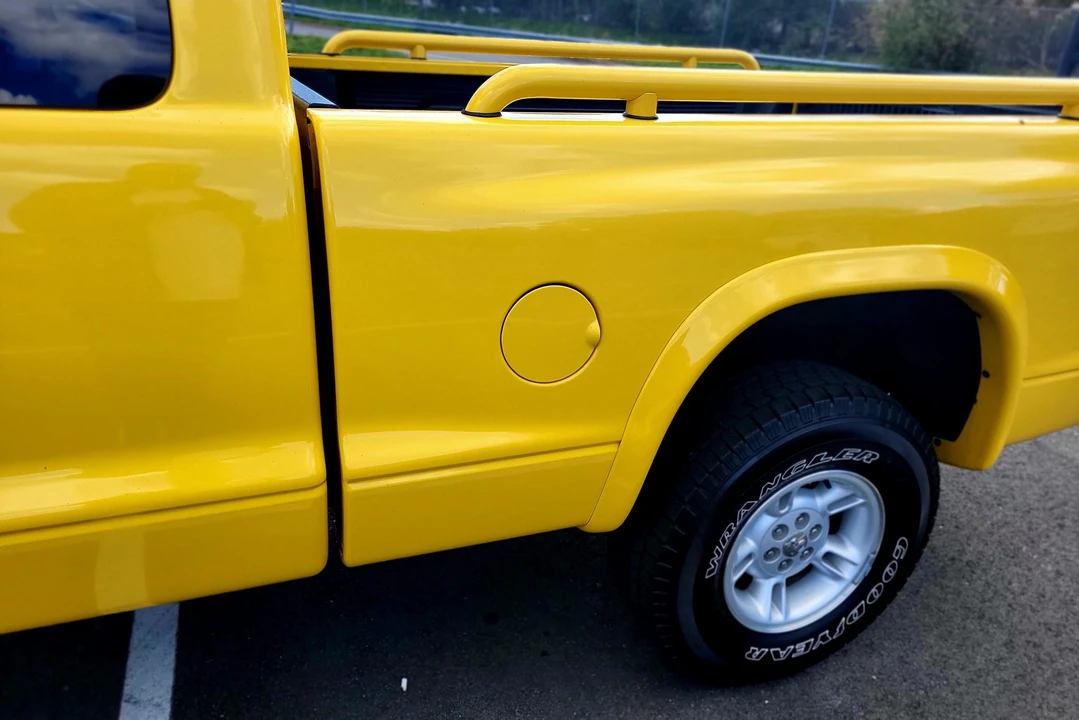 2000 Dodge Dakota 2nd Gen - Image 26 of 31