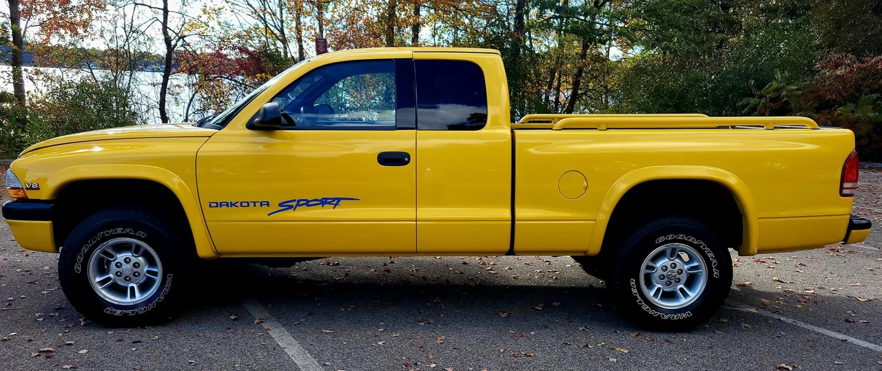2000 Dodge Dakota 2nd Gen - Image 4 of 31