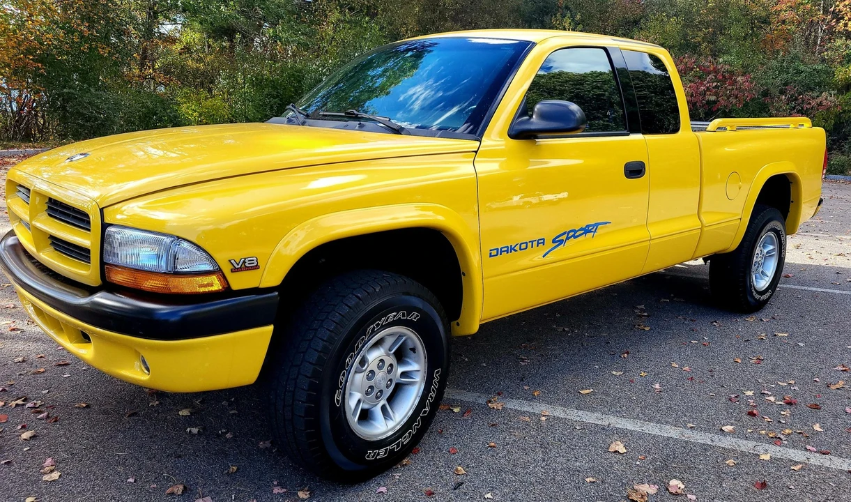 2000 Dodge Dakota 2nd Gen - Image 3 of 31