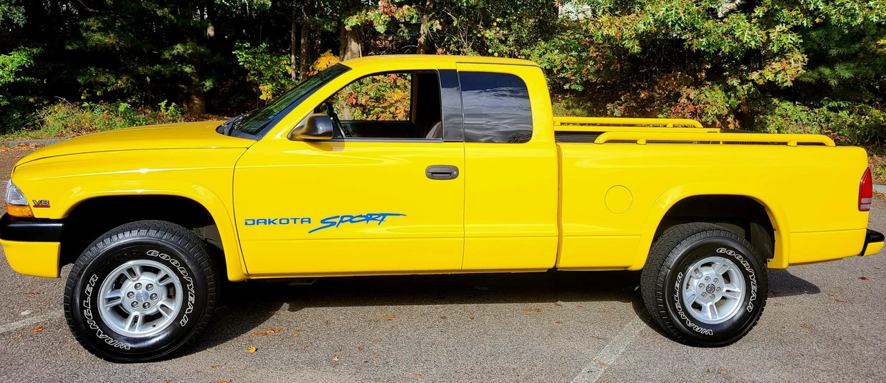2000 Dodge Dakota 2nd Gen - Image 5 of 31