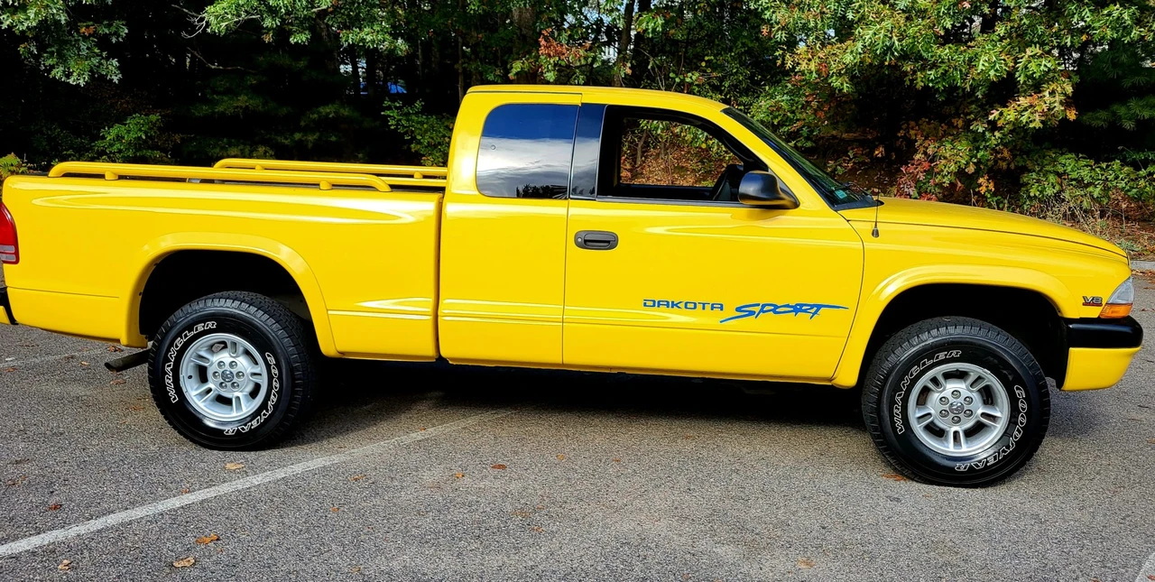 2000 Dodge Dakota 2nd Gen - Image 13 of 31
