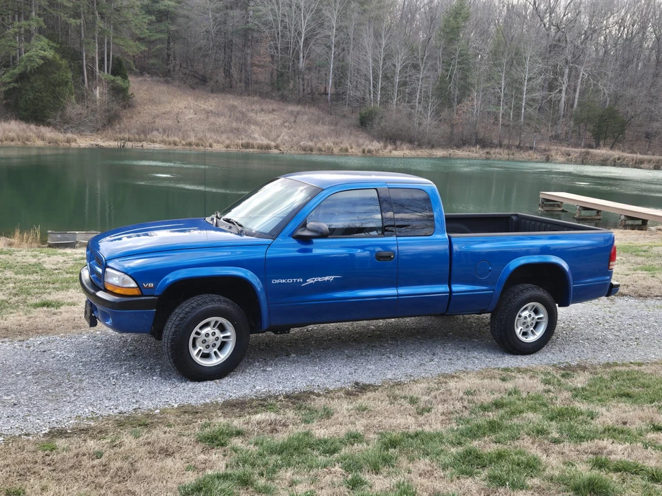 2000 Dodge Dakota 2nd Gen - Image 4 of 31
