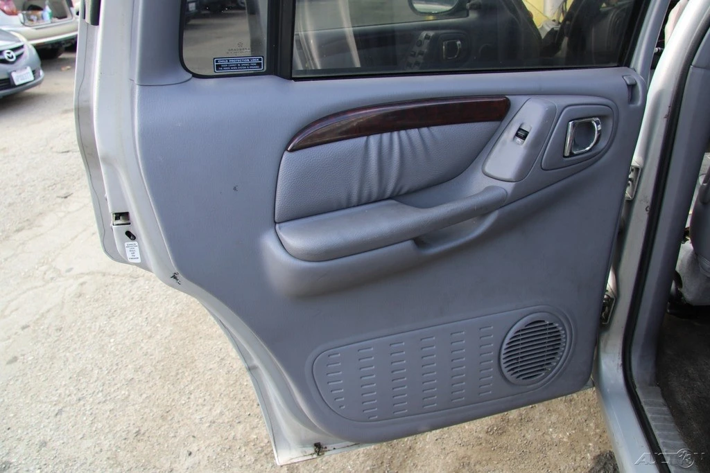 2000 Dodge Durango 1st Gen - Image 19 of 21
