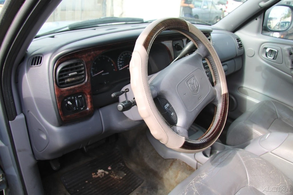 2000 Dodge Durango 1st Gen - Image 13 of 21