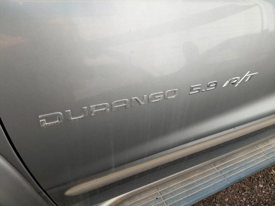 2000 Dodge Durango 1st Gen - Image 2 of 8