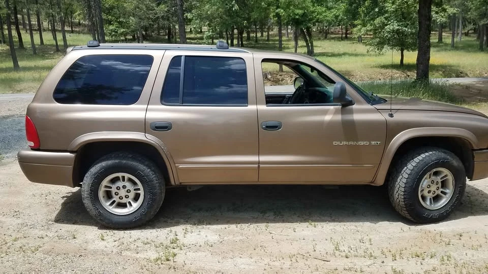 2000 Dodge Durango 1st Gen - Image 3 of 10