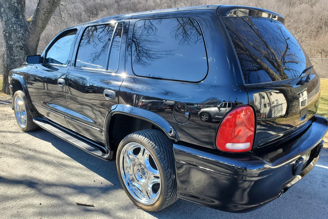 2000 Dodge Durango 1st Gen - Image 4 of 31