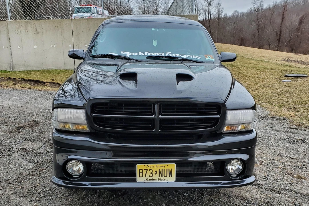 2000 Dodge Durango 1st Gen - Image 2 of 31