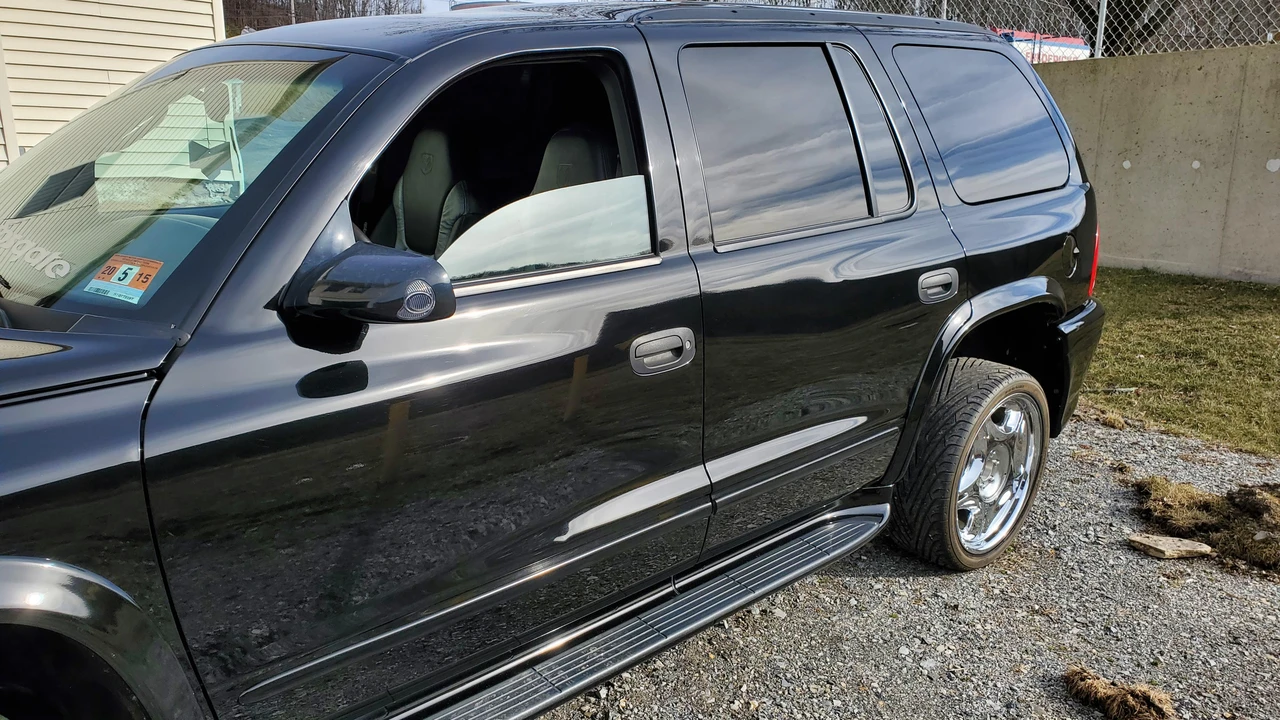 2000 Dodge Durango 1st Gen - Image 30 of 31