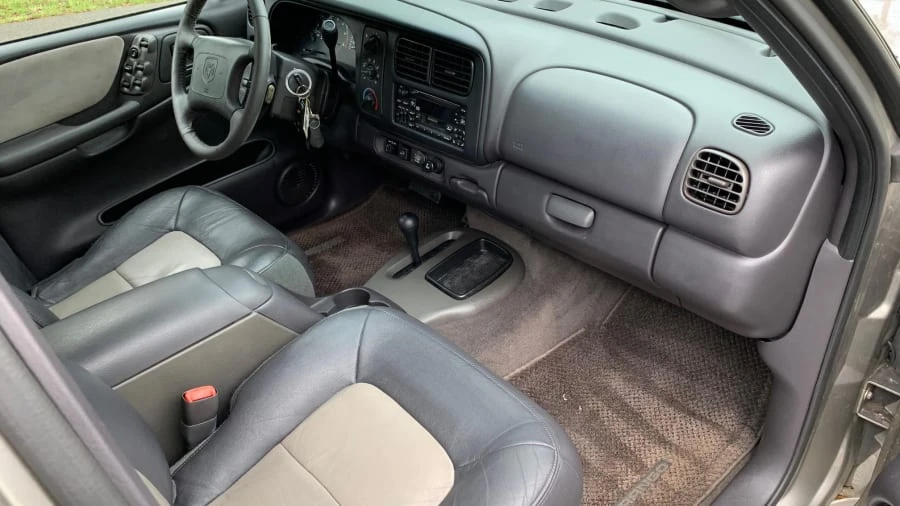 2000 Dodge Durango 1st Gen - Image 9 of 20