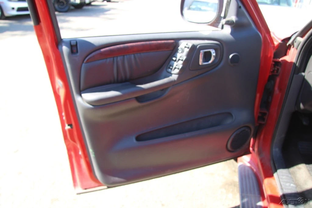 2000 Dodge Durango 1st Gen - Image 13 of 21
