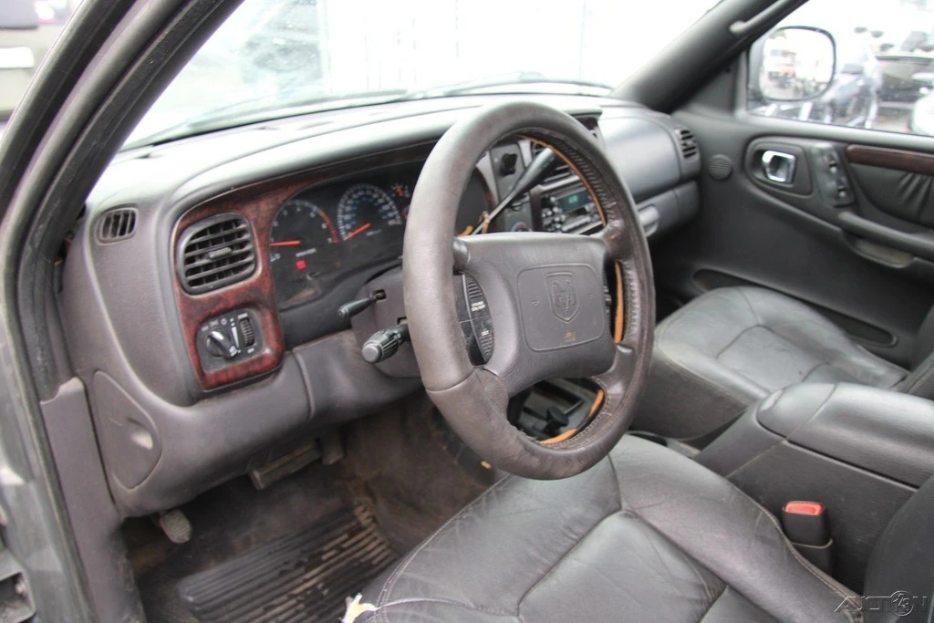2000 Dodge Durango 1st Gen - Image 13 of 21
