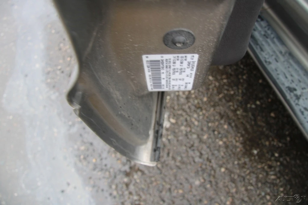 2000 Dodge Durango 1st Gen - Image 10 of 21
